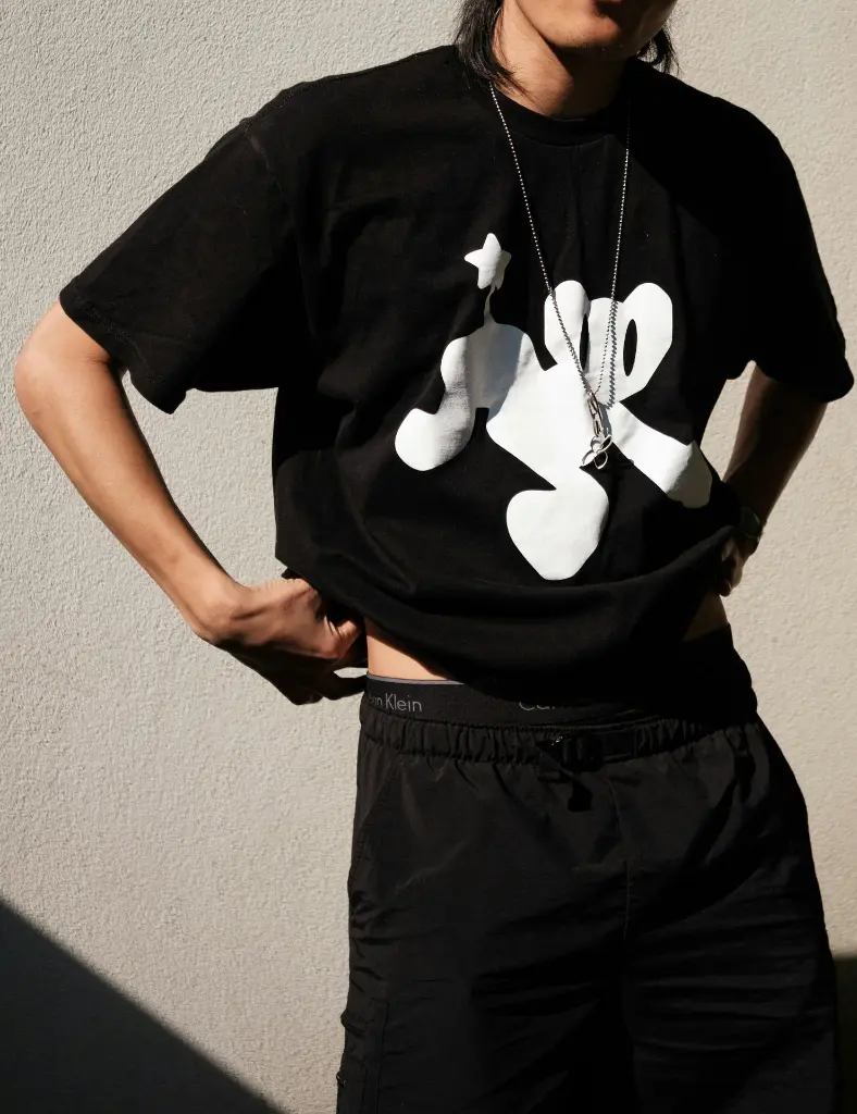 unsplash_-42NgbkuOVo_printed tshirt.webp